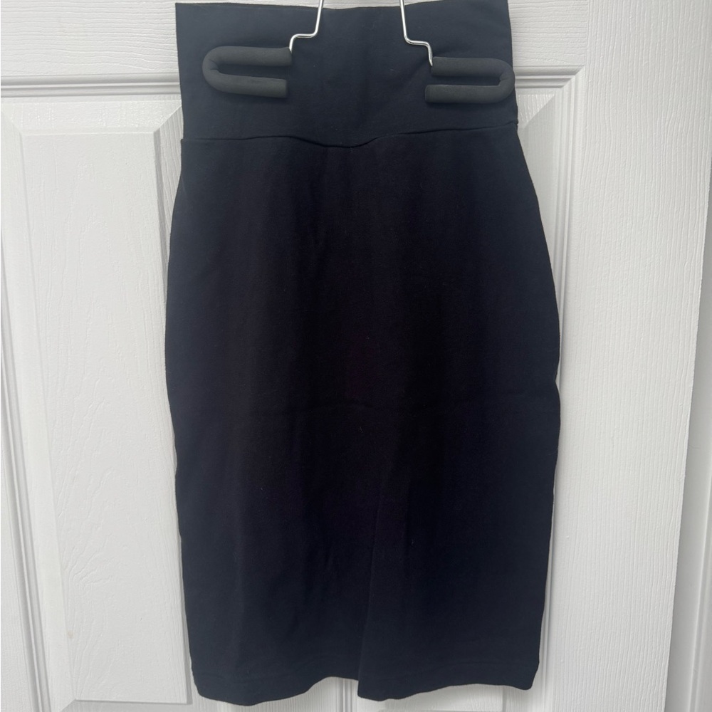 American Apparel Classic Black Pencil Skirt